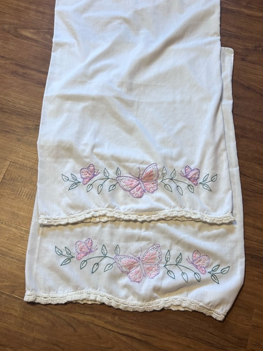 Vintage White Pillowcase Pair with Pink Butterfly Embroidery - Picture 1 of 6